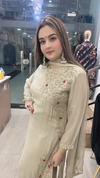 Beige pure Chinon suit with floral embroidery close view
